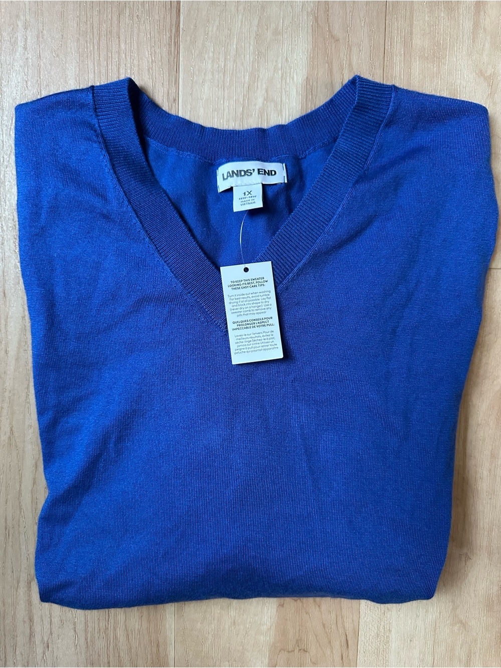 NWT Land’s End Women’s V-neck Sweater Size 1X